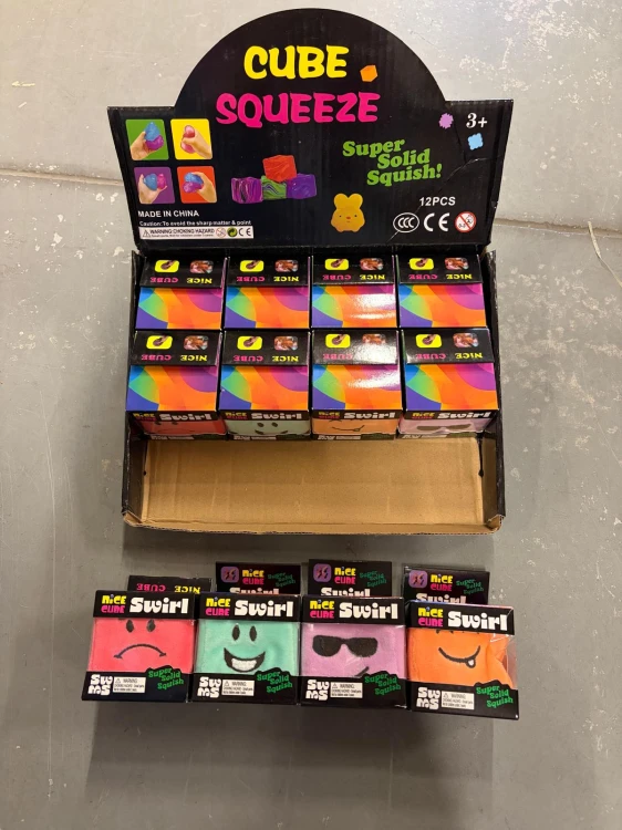KOSTKI GNIOTKI CUBE PLUSZOWE (2).jpeg