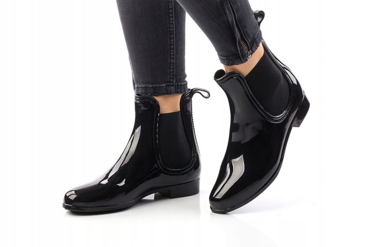Kalosze damskie krótkie czarne połysk z gumką sztyblety meliski gumowce r39