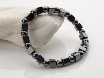 Hematite Bracelet B-1044